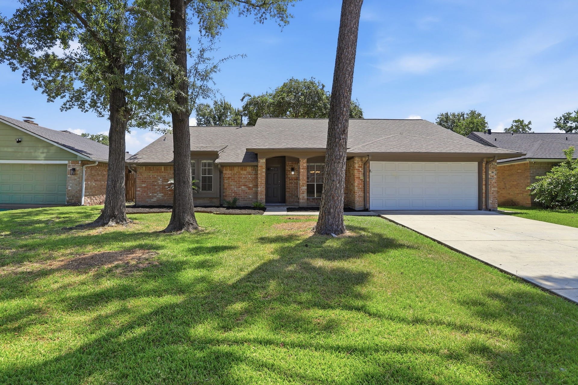 215 Black Rock Road, Houston, TX 77015 215 Black Rock Road, Houston, TX 77015