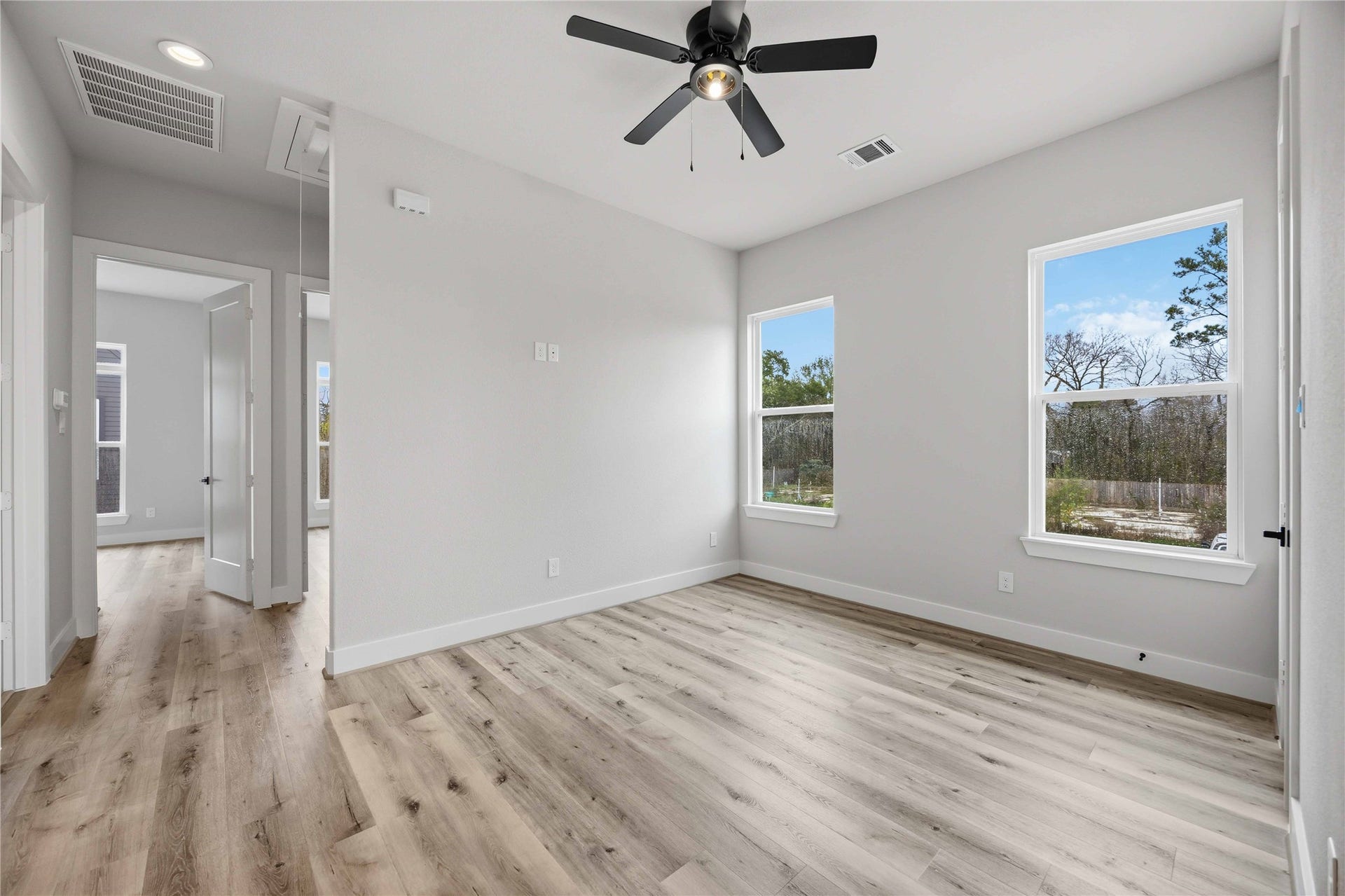 6112 De Campo Street, Houston, TX 77091 6112 De Campo Street, Houston, TX 77091