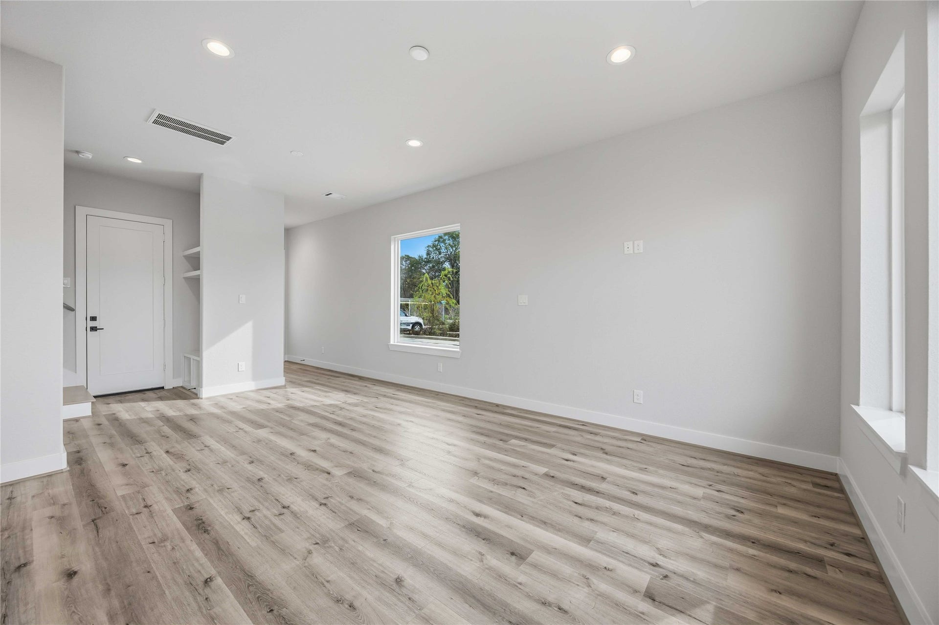 6112 De Campo Street, Houston, TX 77091 6112 De Campo Street, Houston, TX 77091