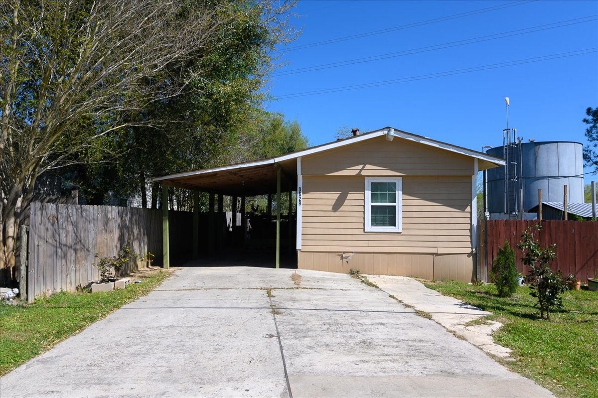 3629 County Road 870, Alvin, TX 77511 3629 County Road 870, Alvin, TX 77511