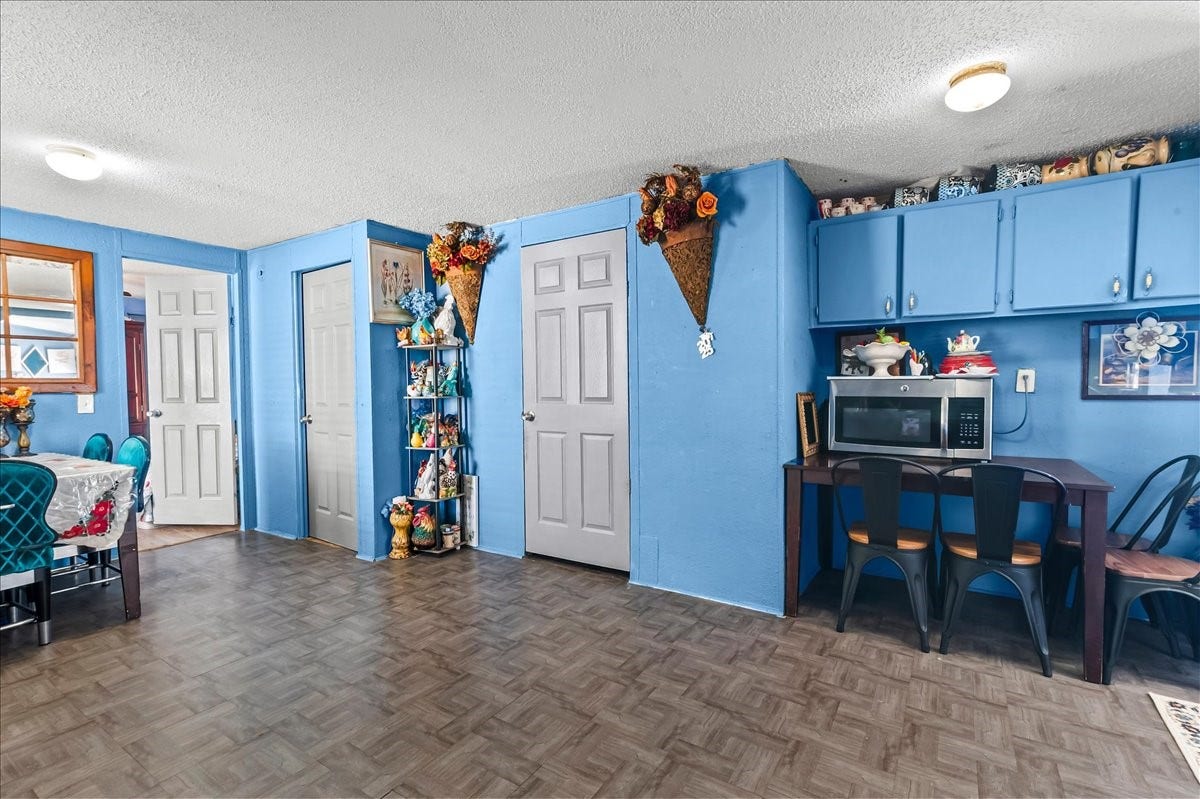 3629 County Road 870, Alvin, TX 77511 3629 County Road 870, Alvin, TX 77511