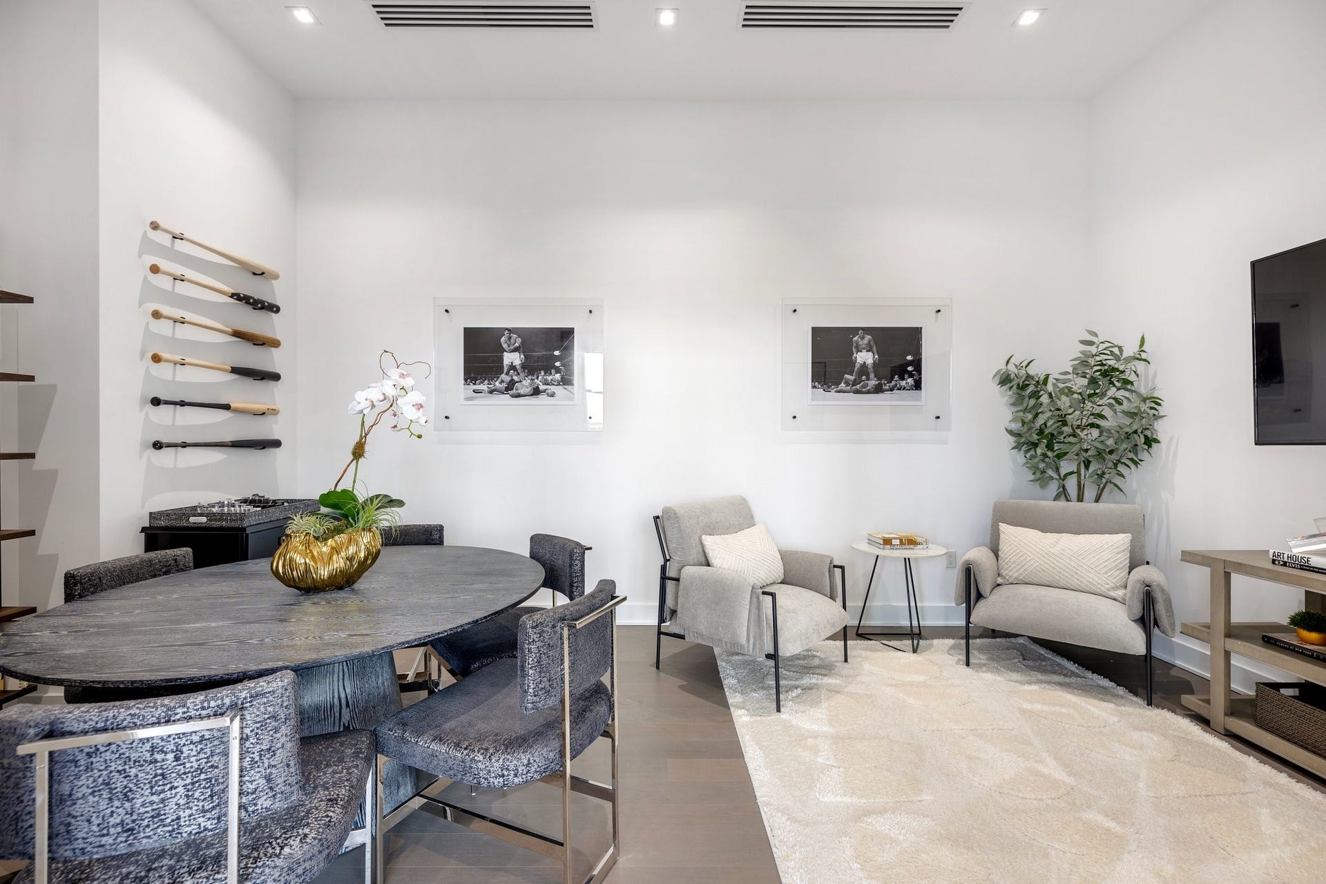 2710 Steel Street, #704, Houston, TX 77098 A study is located off dining area, and can be conveniently tucked behind solid pocket doors.