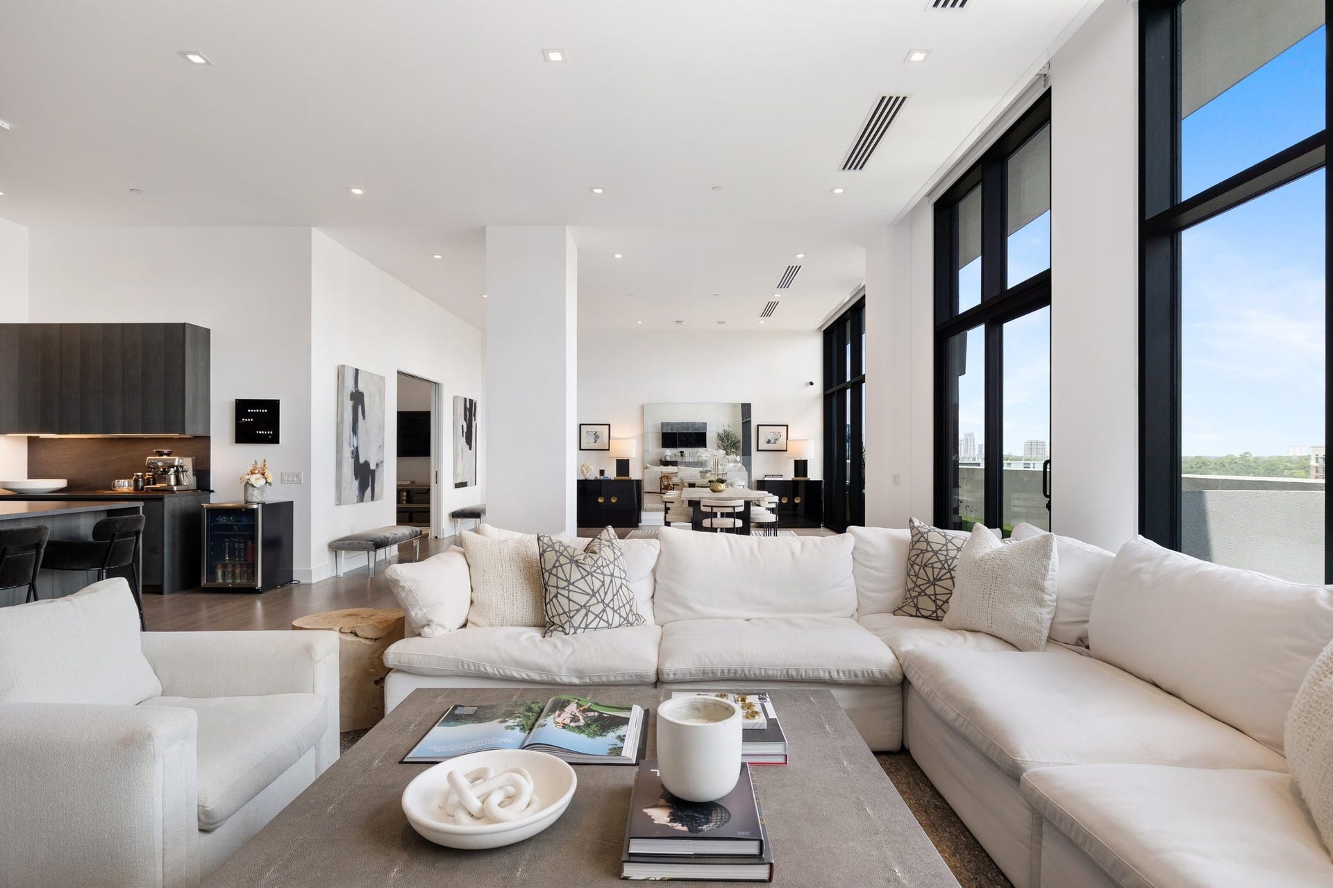 2710 Steel Street, #704, Houston, TX 77098 2710 Steel Street, #704, Houston, TX 77098
