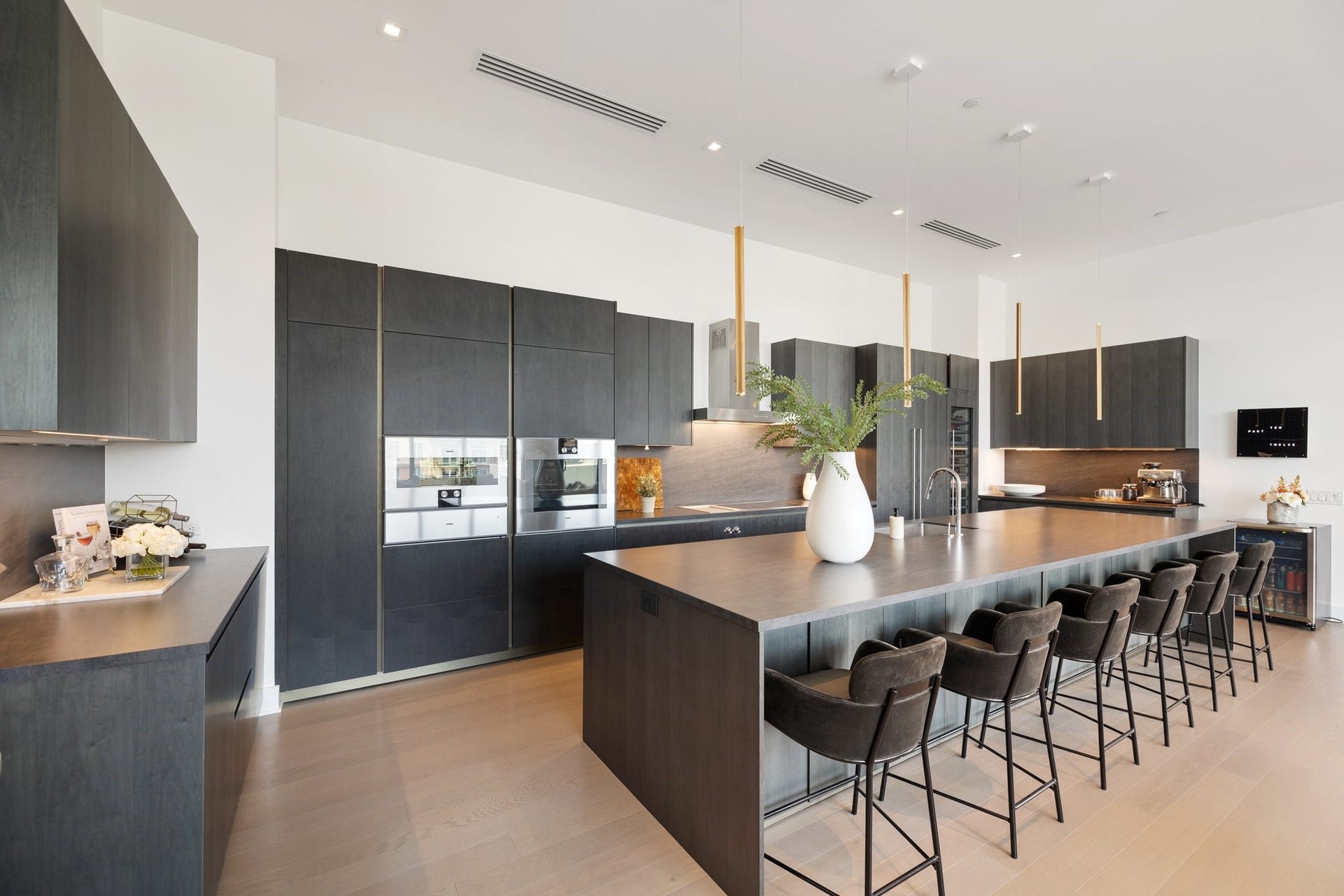 2710 Steel Street, #704, Houston, TX 77098 2710 Steel Street, #704, Houston, TX 77098