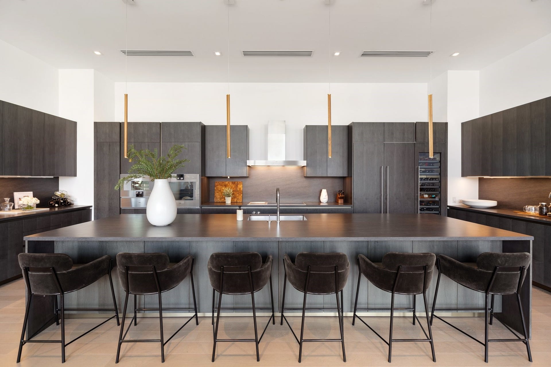 2710 Steel Street, #704, Houston, TX 77098 Waterfall island with breakfast seating.