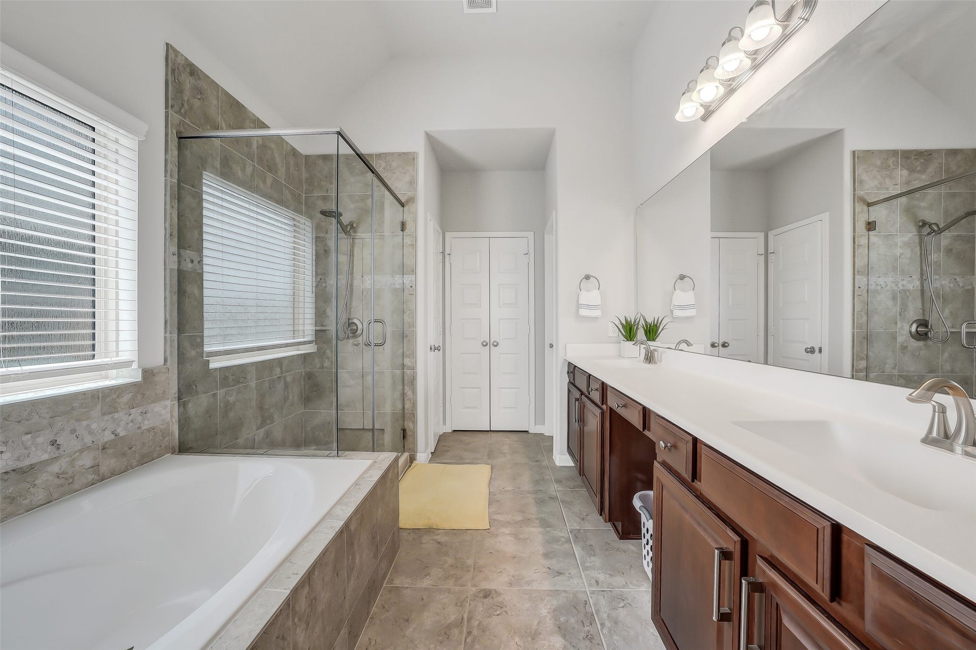 2718 Wembley Way, Rosenberg, TX 77471