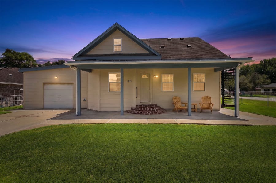 Property photo for 1215 E Walker Street, League City, TX