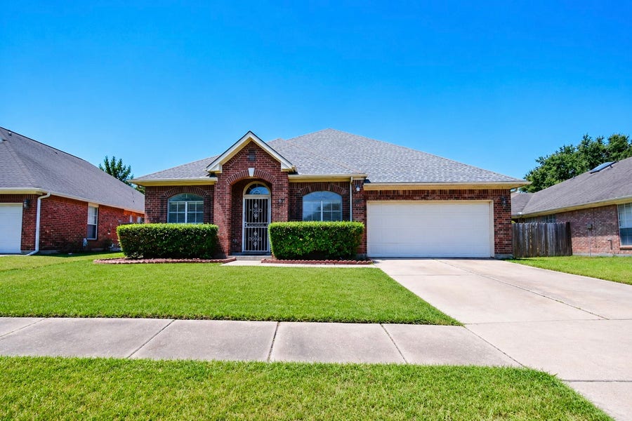 Property photo for 7710 Quintero Drive, Houston, TX
