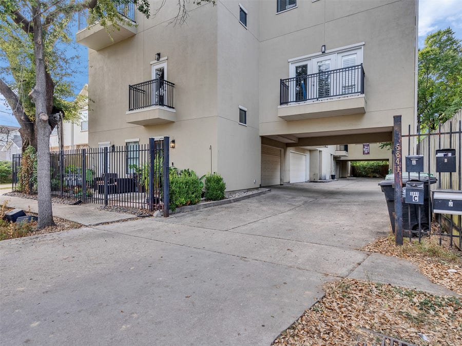 Property photo for 5841 Darling Street, #B, Houston, TX