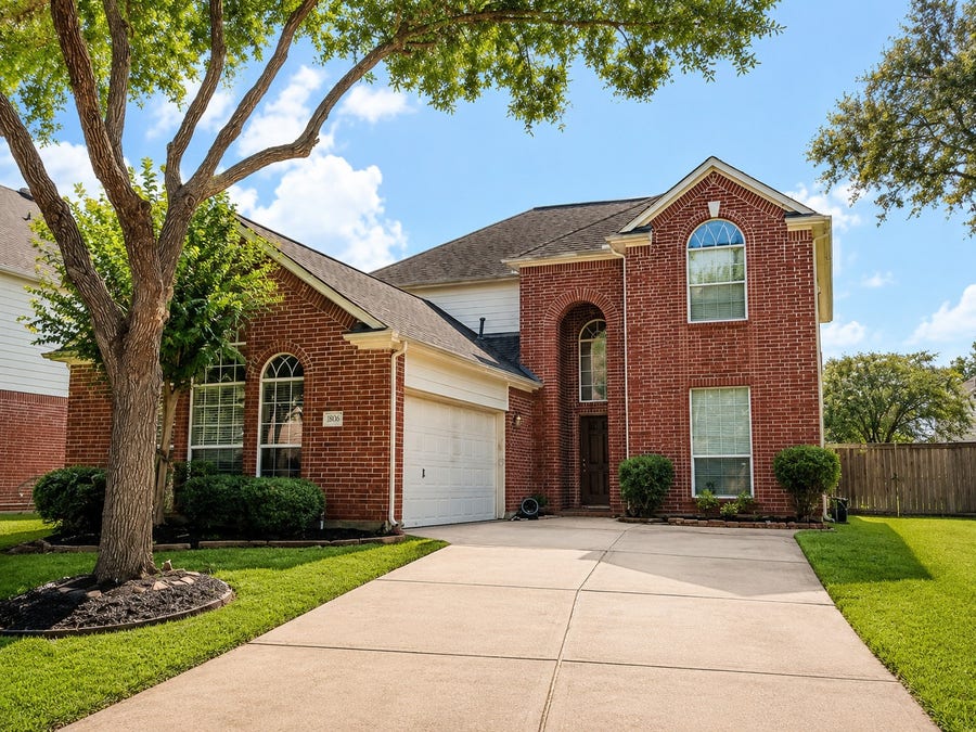 Property photo for 1806 Rockwall Court, Sugar Land, TX