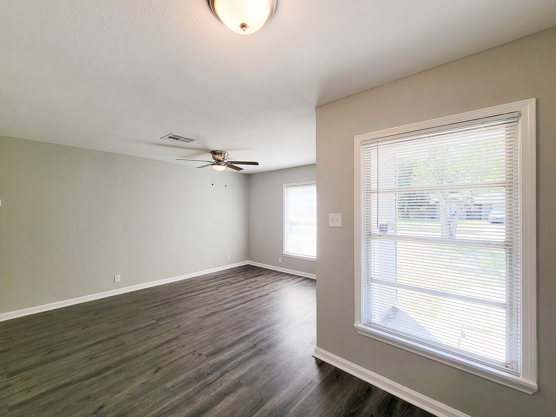 3923 Zephyr Street, Houston, TX 77021 3923 Zephyr Street, Houston, TX 77021