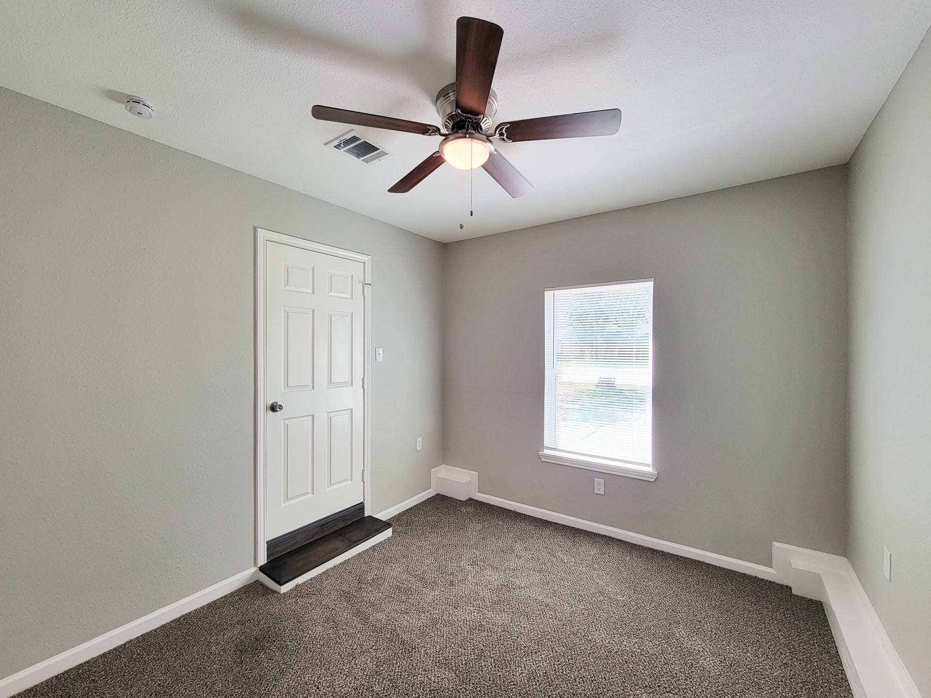 3923 Zephyr Street, Houston, TX 77021 3923 Zephyr Street, Houston, TX 77021