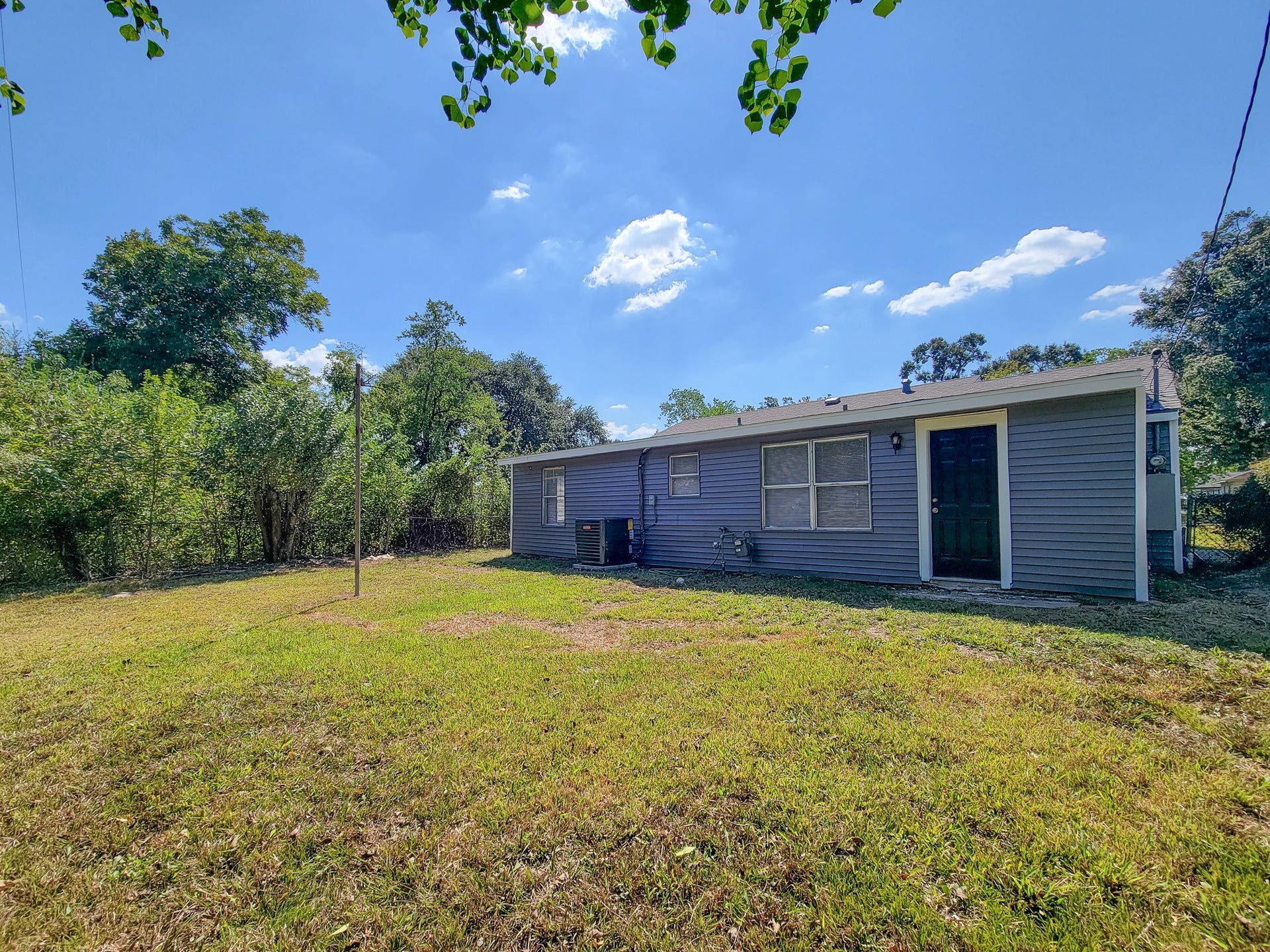 3923 Zephyr Street, Houston, TX 77021 3923 Zephyr Street, Houston, TX 77021