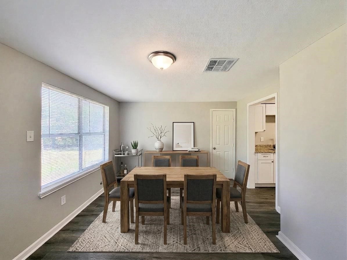 3923 Zephyr Street, Houston, TX 77021 3923 Zephyr Street, Houston, TX 77021