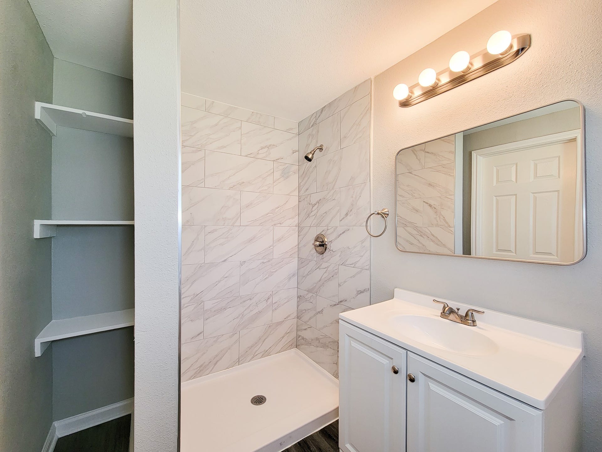 3923 Zephyr Street, Houston, TX 77021 3923 Zephyr Street, Houston, TX 77021