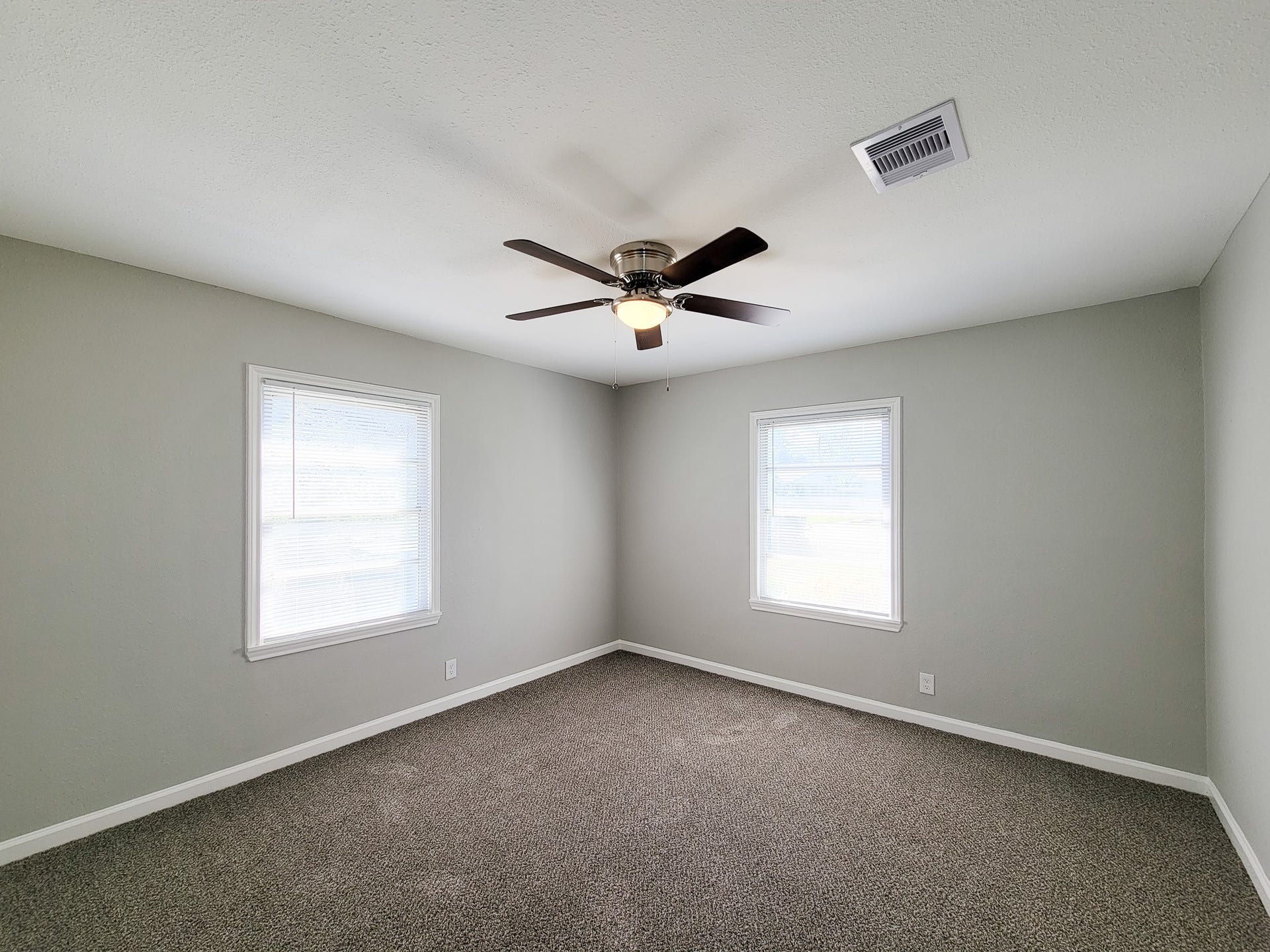 3923 Zephyr Street, Houston, TX 77021 3923 Zephyr Street, Houston, TX 77021