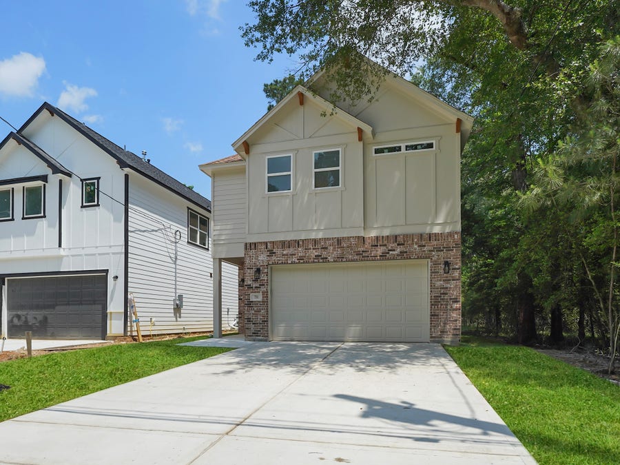 Property photo for 731 Magnolia Point Drive, Houston, TX