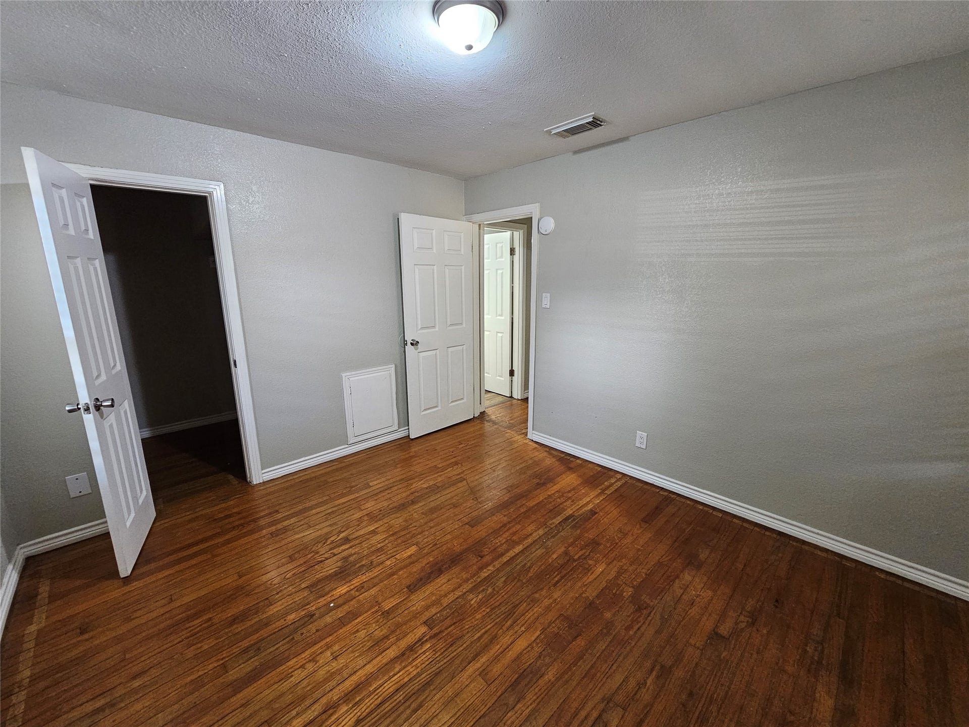 1909 2nd Avenue N, Texas City, TX 77590 1909 2nd Avenue N, Texas City, TX 77590