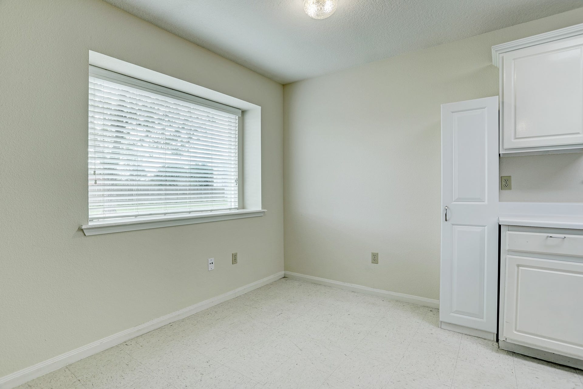 16711 N Wayne Lane, #3, Pearland, TX 77584