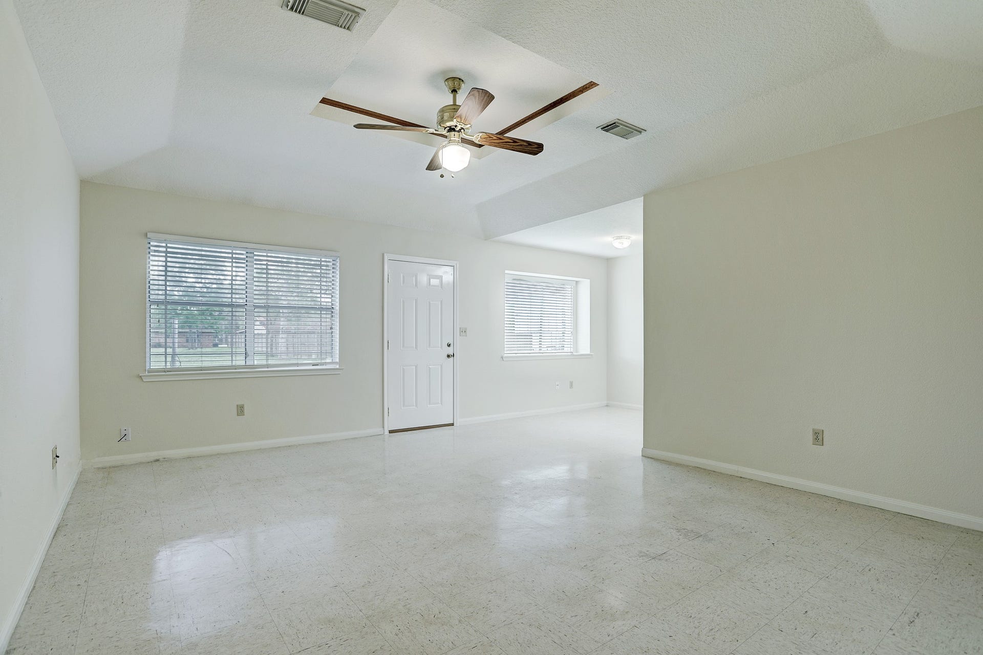 16711 N Wayne Lane, #3, Pearland, TX 77584