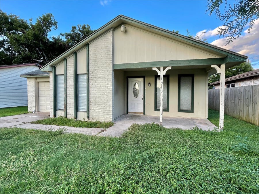 Property photo for 1510 N Avenue Q, Freeport, TX