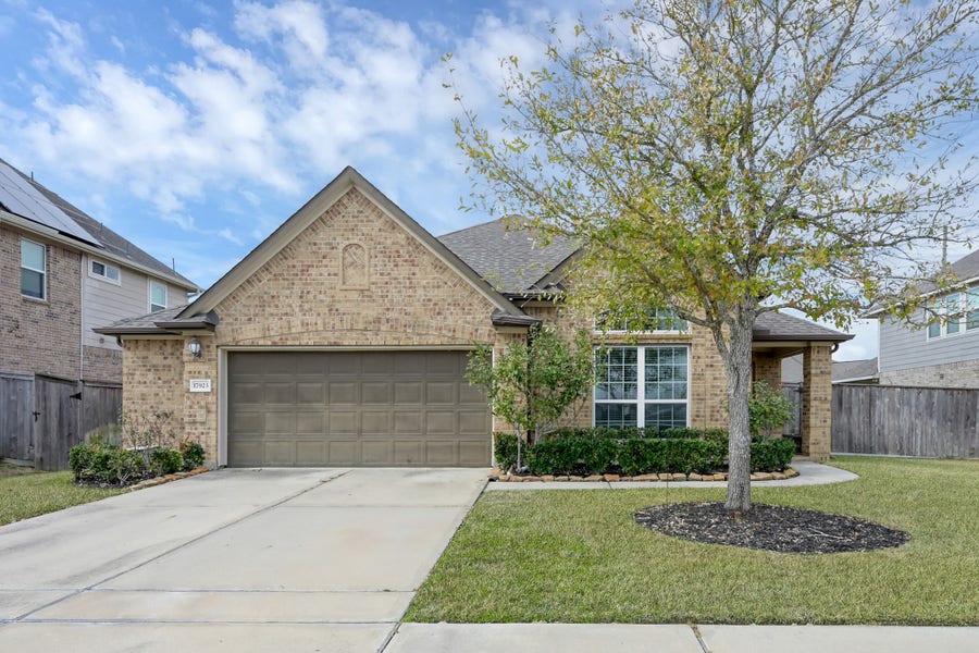Property photo for 17923 Durango Point Court, Tomball, TX