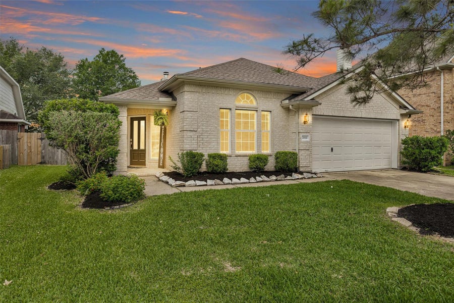 Property photo for 2614 Easton Springs Court, Pearland, TX