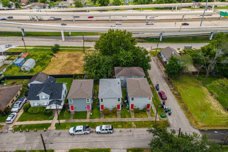 Property photo for 3102 Brackenridge Street, Houston, TX