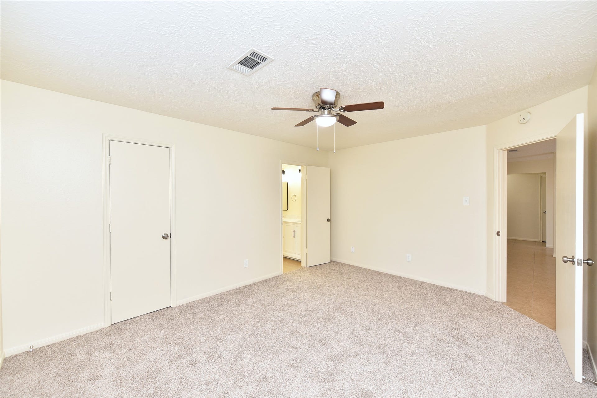 222 Savannah Moss Drive, Richmond, TX 77469 222 Savannah Moss Drive, Richmond, TX 77469