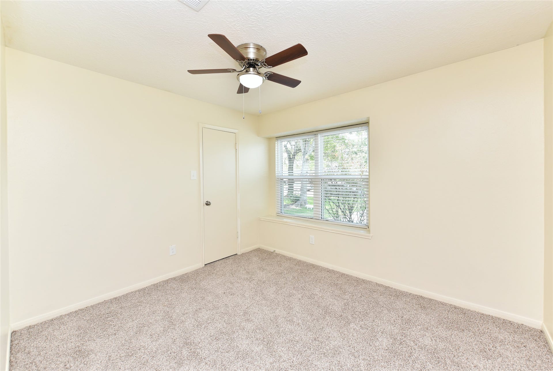 222 Savannah Moss Drive, Richmond, TX 77469 222 Savannah Moss Drive, Richmond, TX 77469