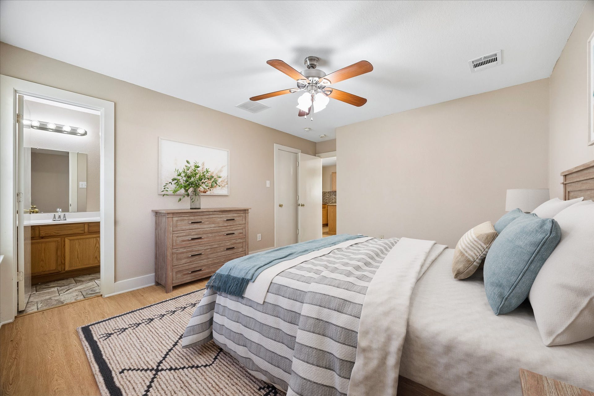 10819 Cobblecreek Way, Missouri City, TX 77459 Rest well in this spacious private owners retreat with updated LVP flooring installed in July 2026, fresh neutral paint, a cooling fan, walk-in closet and private ensuite bathroom.
Virtually Staged Image