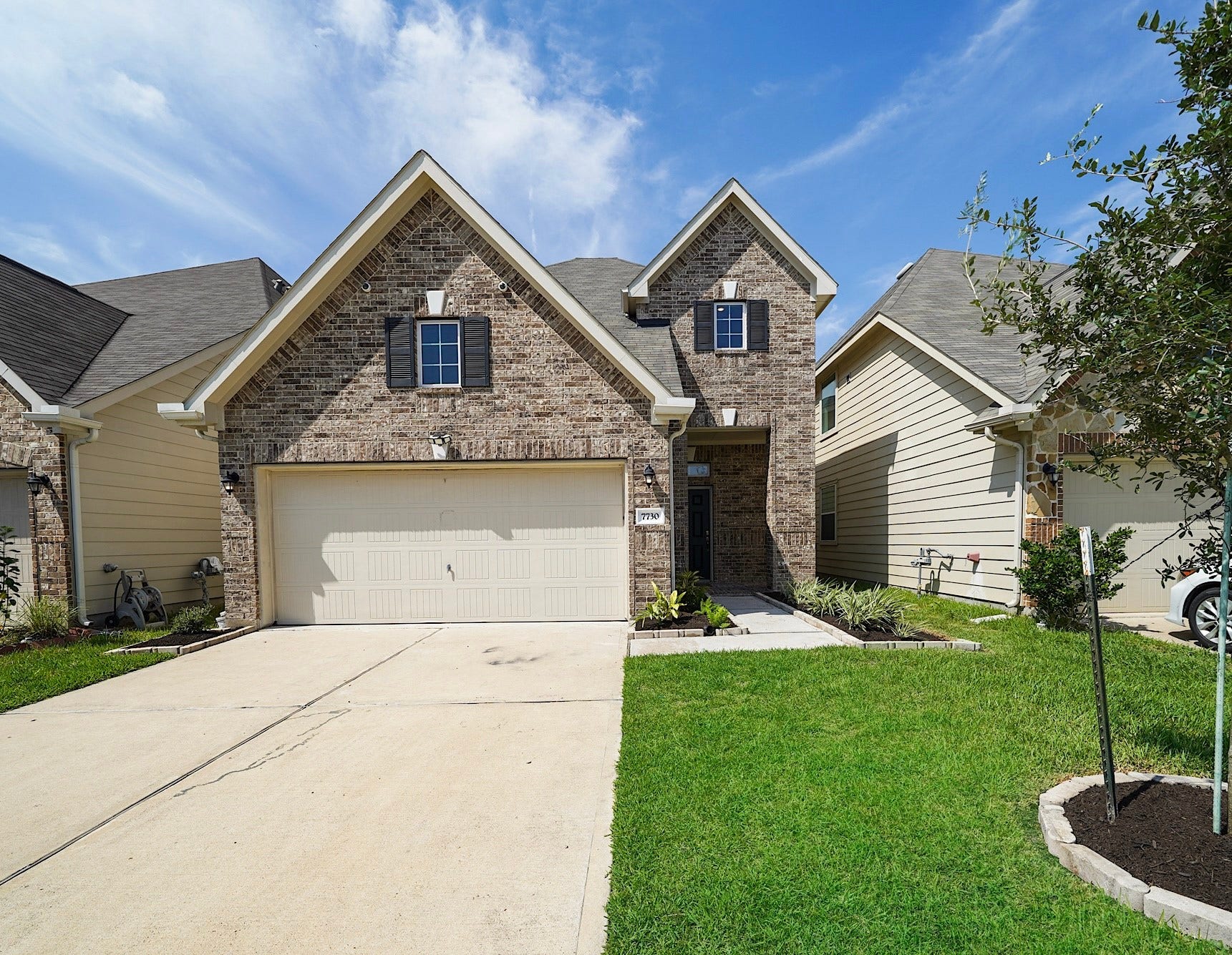 7730 Granite Terrace Lane, Houston, TX 77083 Welcome home to a fully remodeled 4-bedroom, 3-bath Terra Del Sol home, where a bright open layout, polished kitchen, flexible living spaces, and fresh modern finishes make every day feel easy.