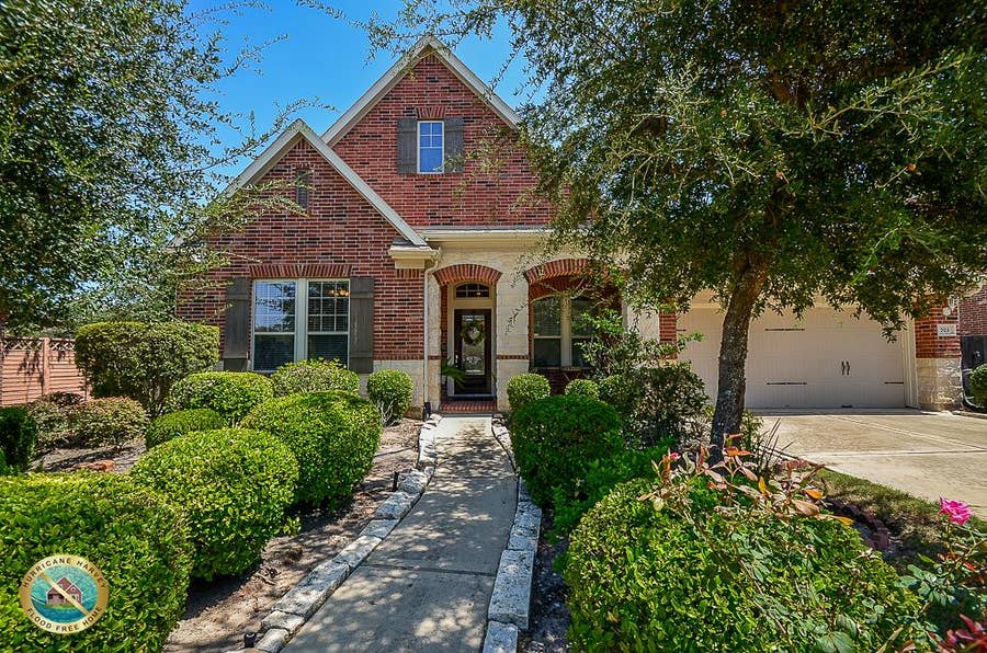 Property photo for 703 Hollington Way, Sugar Land, TX