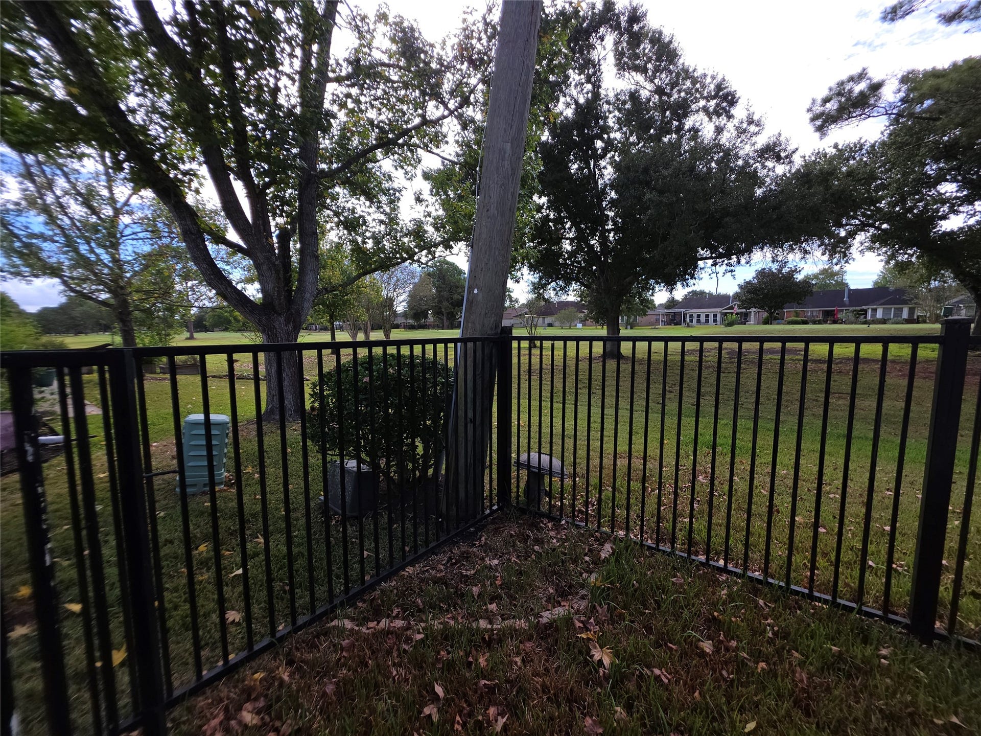2810 Poplar Creek Lane, Pearland, TX 77584 2810 Poplar Creek Lane, Pearland, TX 77584