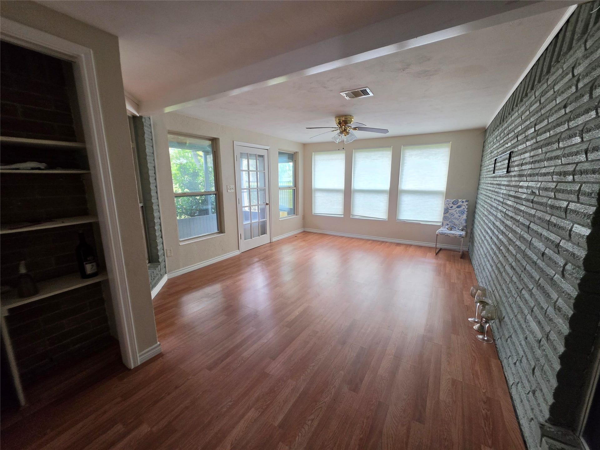 2810 Poplar Creek Lane, Pearland, TX 77584 2810 Poplar Creek Lane, Pearland, TX 77584