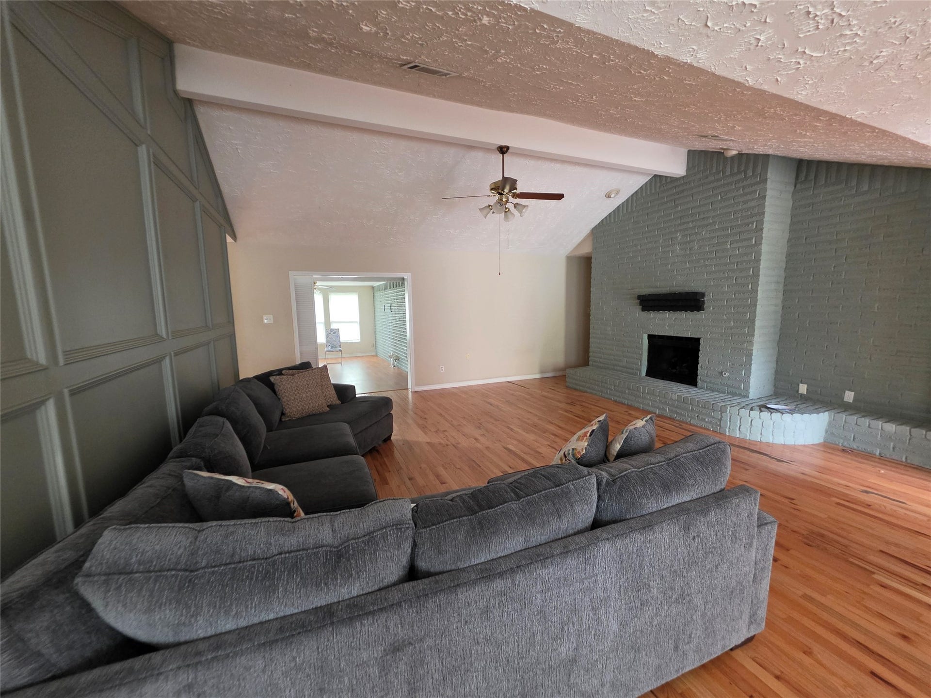 2810 Poplar Creek Lane, Pearland, TX 77584 2810 Poplar Creek Lane, Pearland, TX 77584