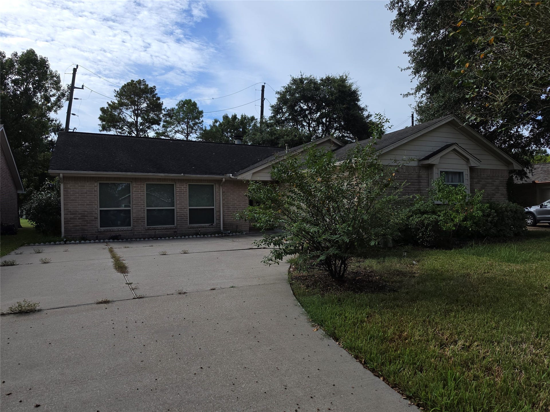 2810 Poplar Creek Lane, Pearland, TX 77584 2810 Poplar Creek Lane, Pearland, TX 77584