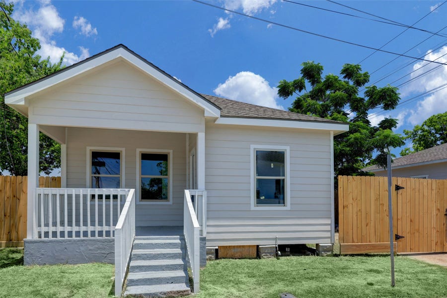 Property photo for 1601 Bigelow Street, Houston, TX
