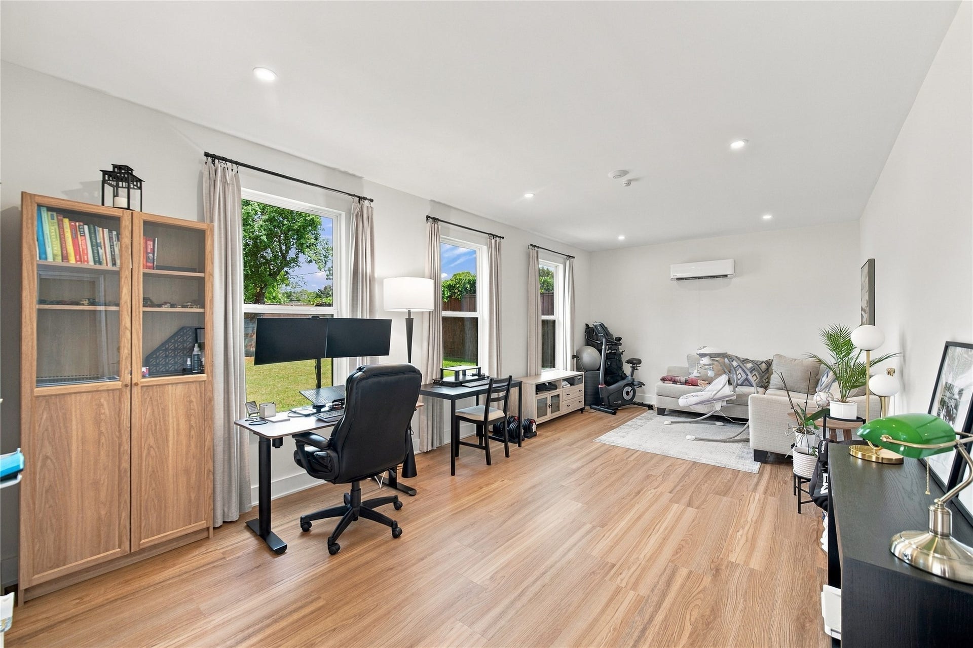 Bedroom/flex room