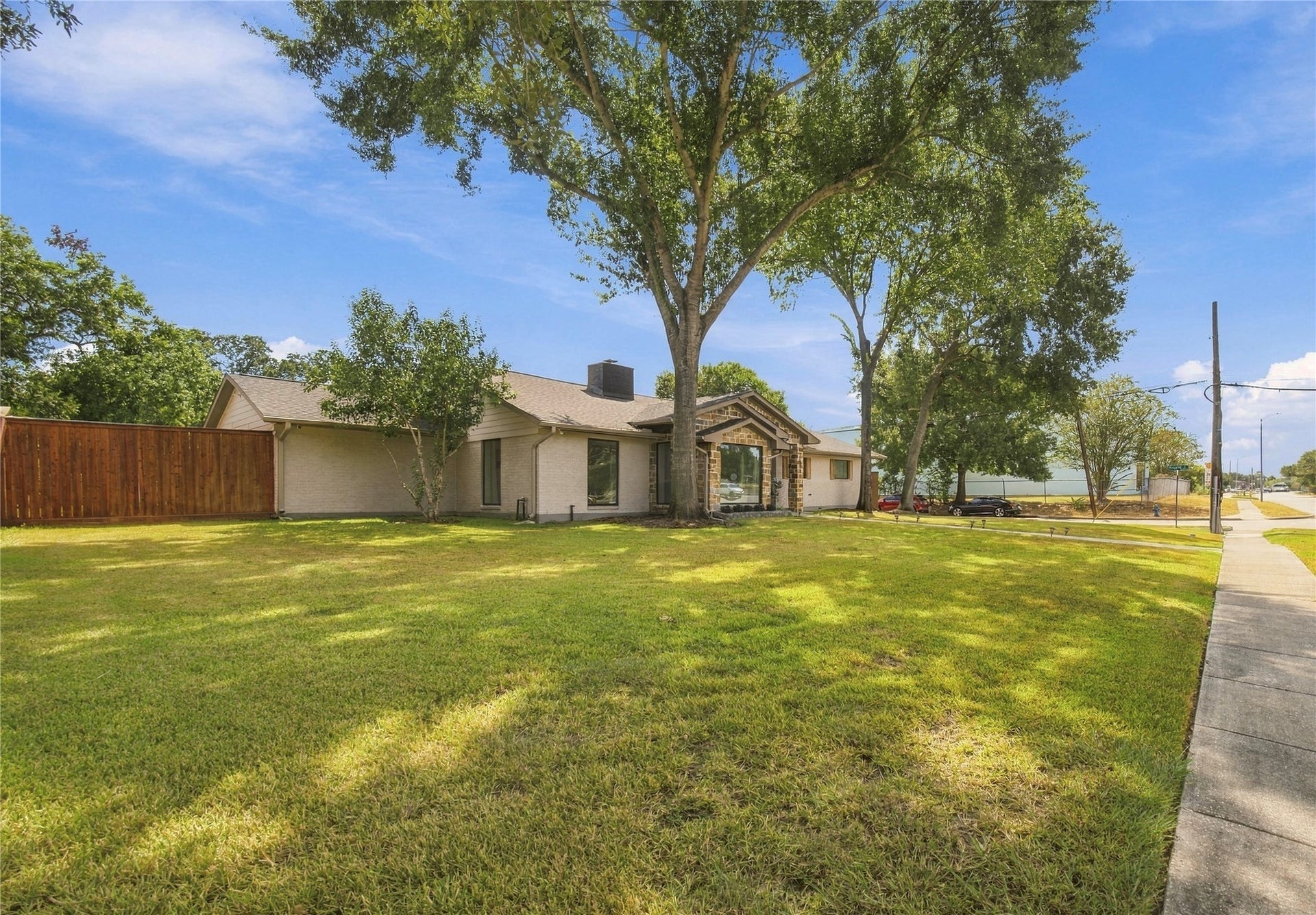 Front side view of property