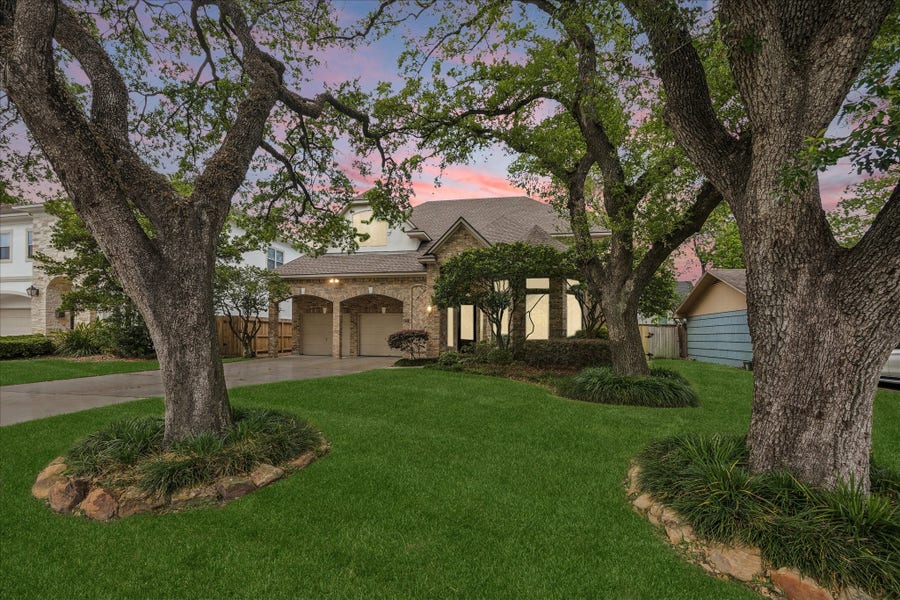 Property photo for 4714 HOLT, Bellaire, TX