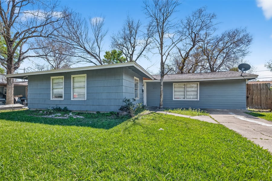 Property photo for 6022 Lyndhurst Drive, Houston, TX