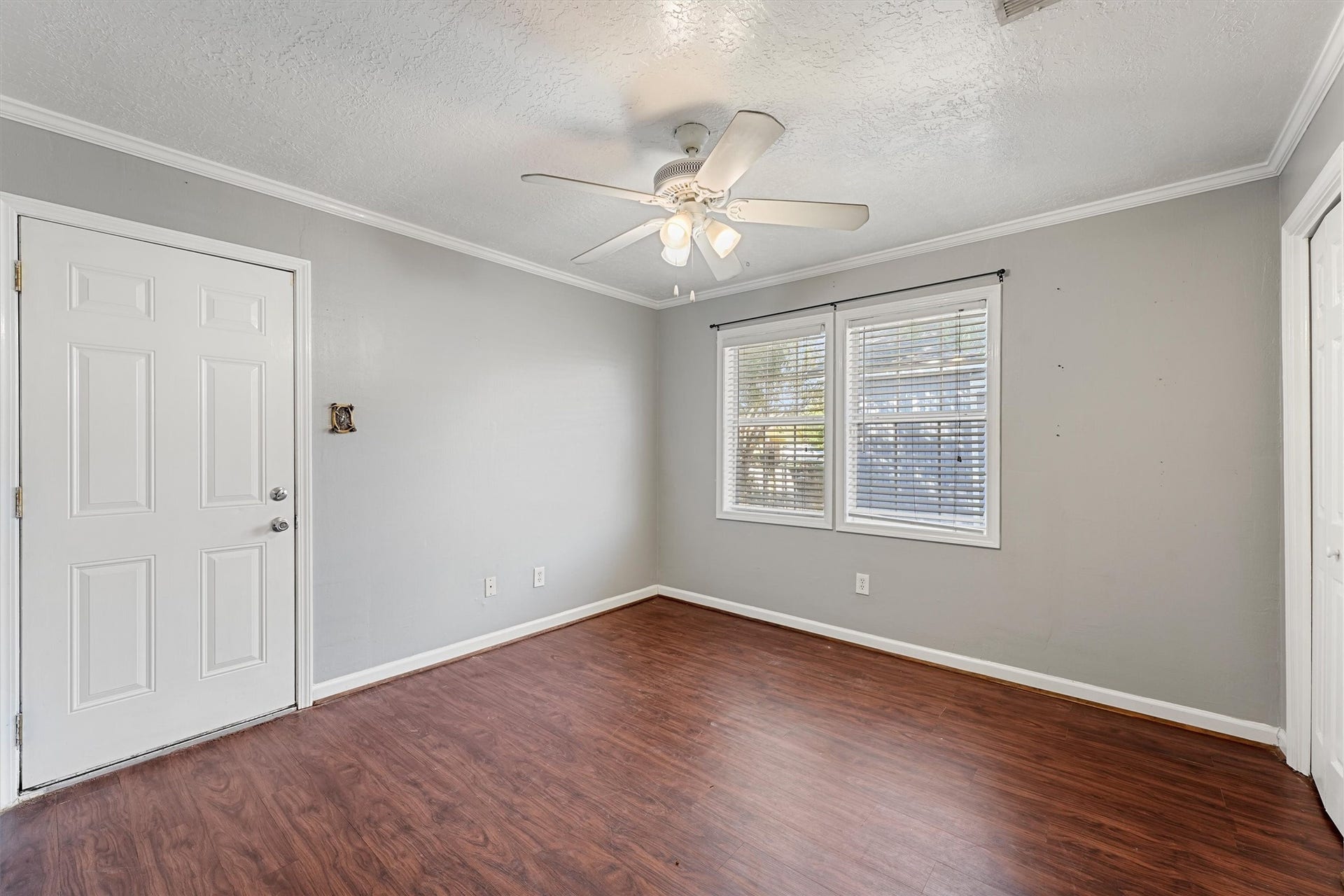 4515 Salina Street, Houston, TX 77026 4515 Salina Street, Houston, TX 77026
