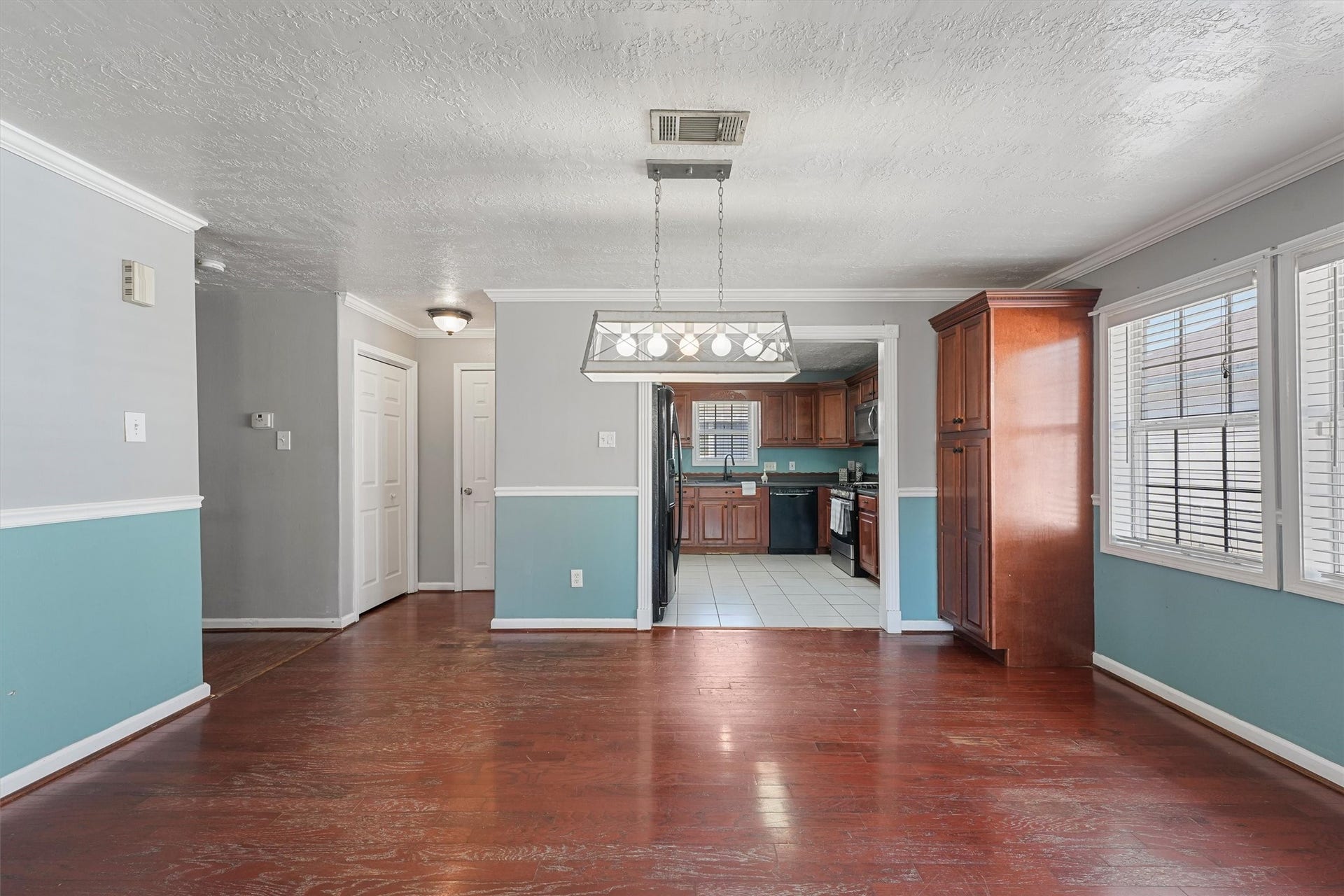 4515 Salina Street, Houston, TX 77026 4515 Salina Street, Houston, TX 77026