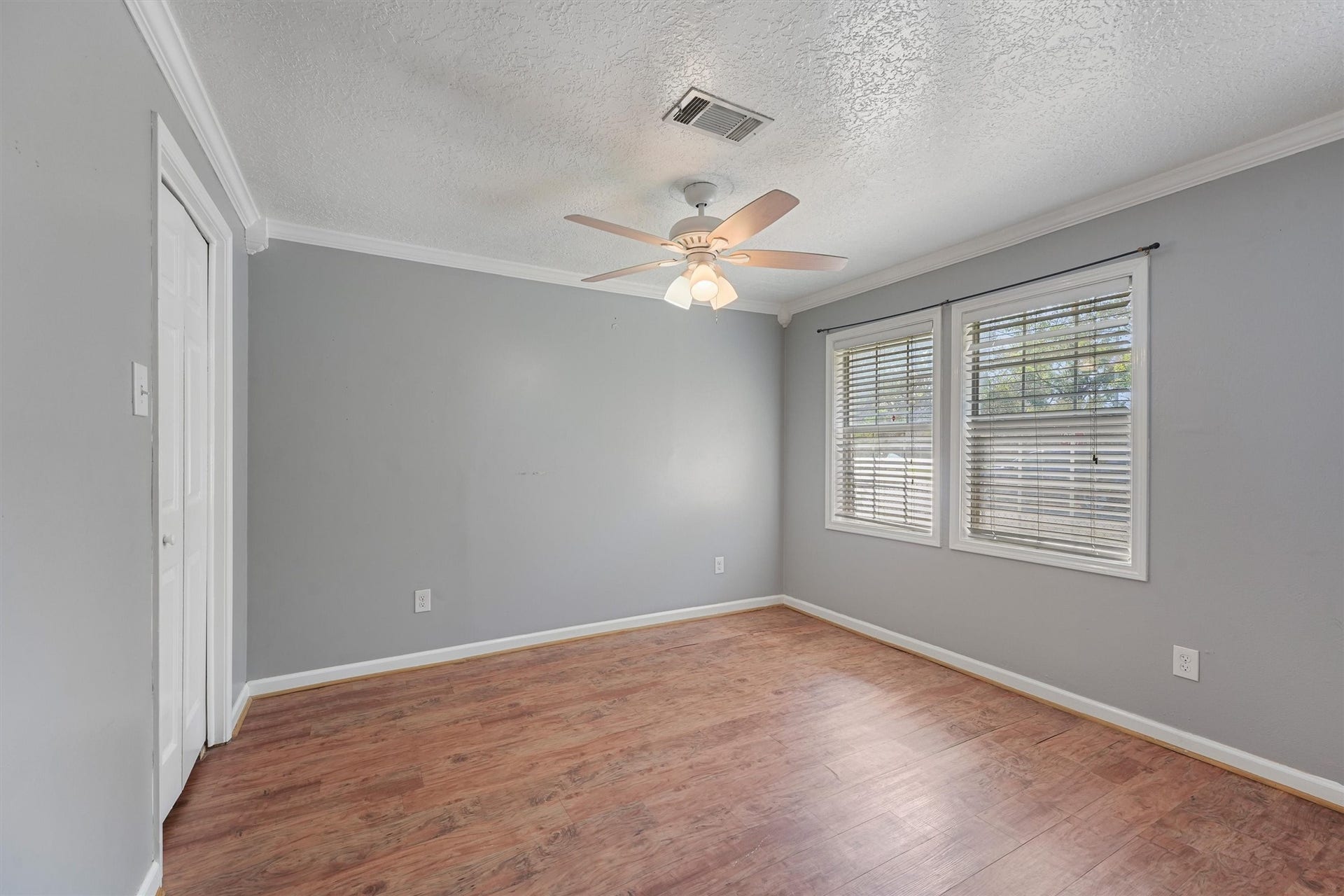 4515 Salina Street, Houston, TX 77026 4515 Salina Street, Houston, TX 77026
