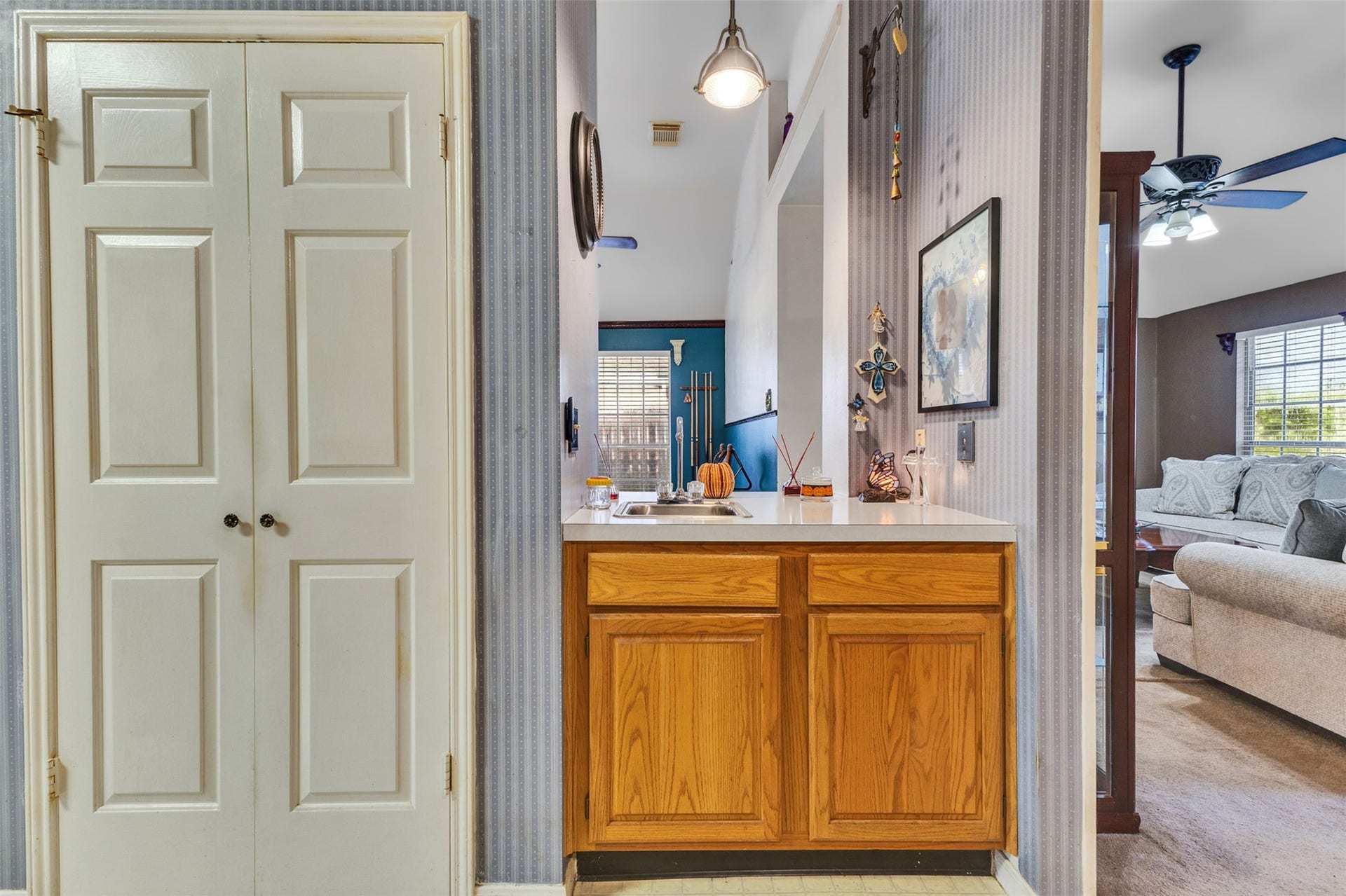 905 Wisdom Drive, Deer Park, TX 77536