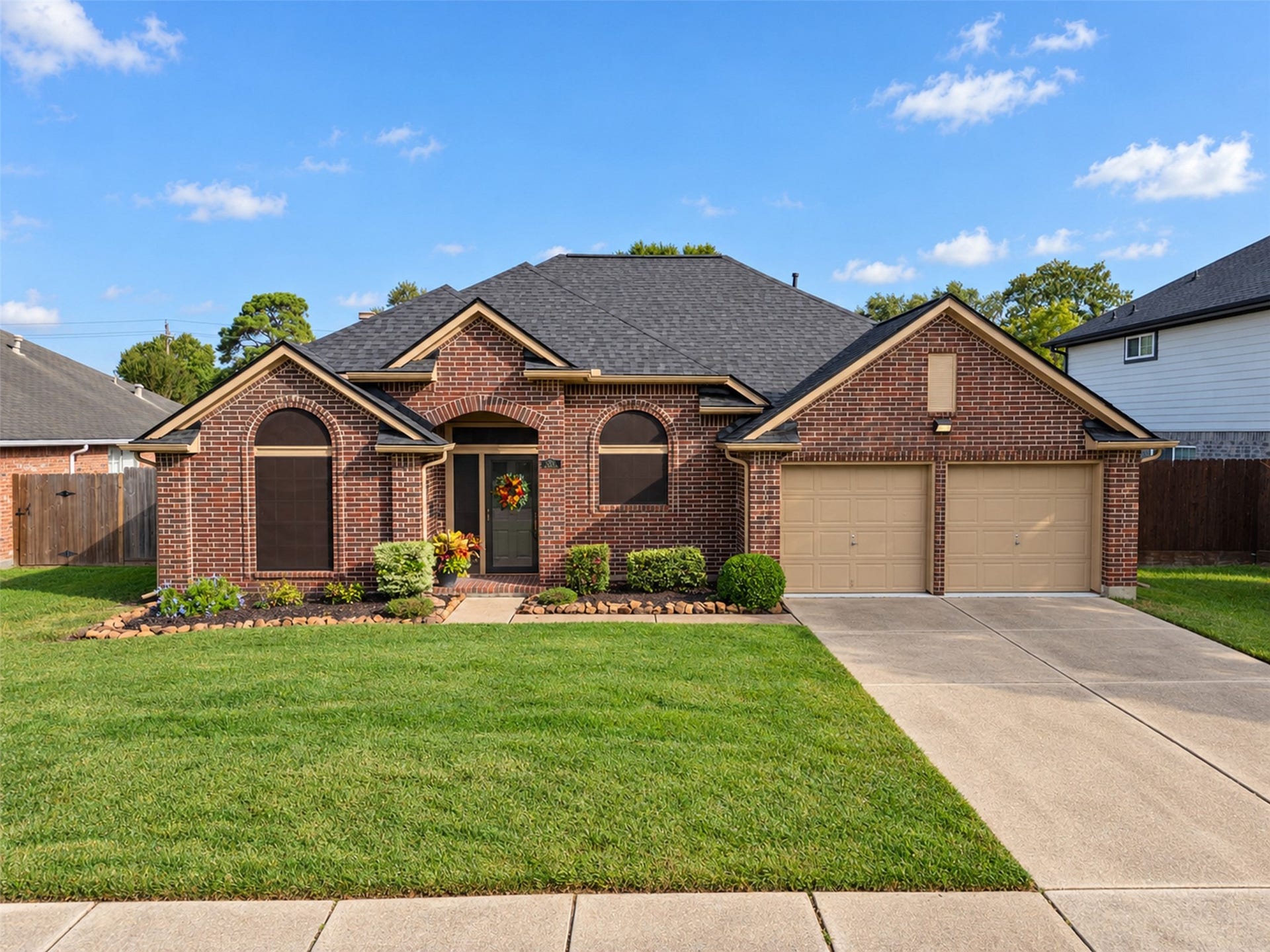 905 Wisdom Drive, Deer Park, TX 77536
