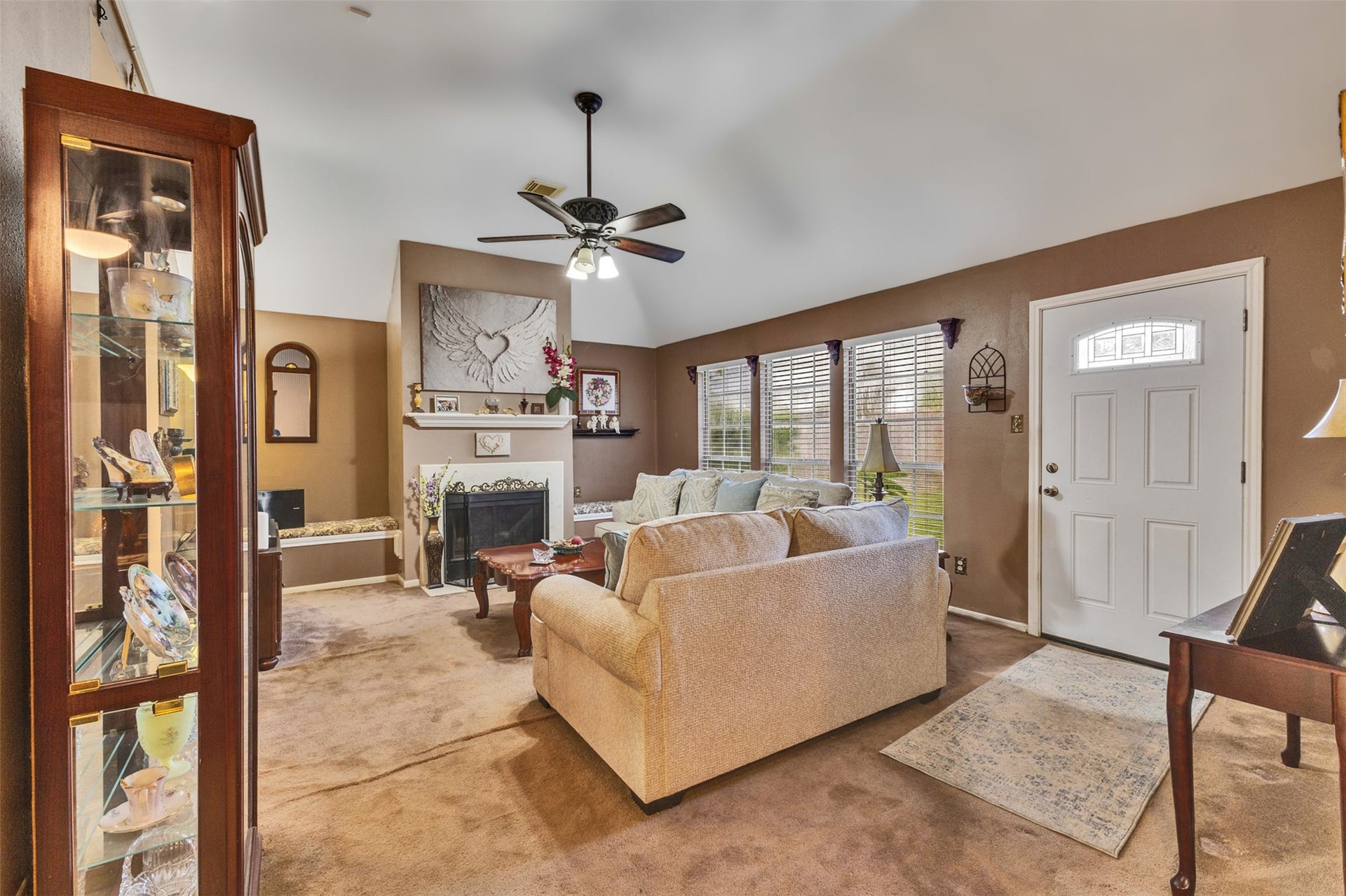 905 Wisdom Drive, Deer Park, TX 77536