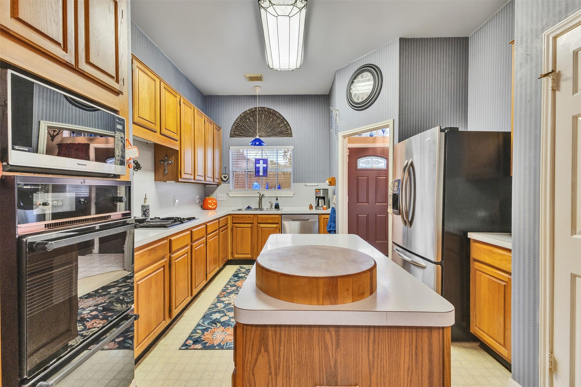 905 Wisdom Drive, Deer Park, TX 77536