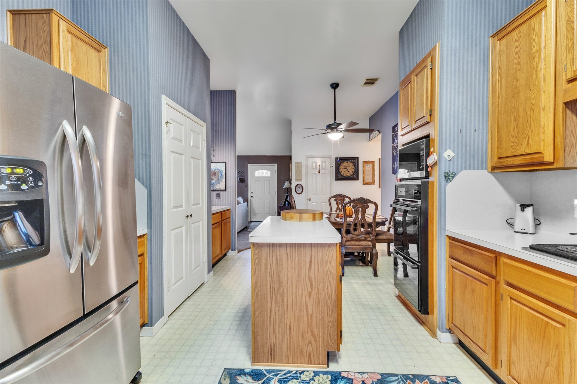 905 Wisdom Drive, Deer Park, TX 77536